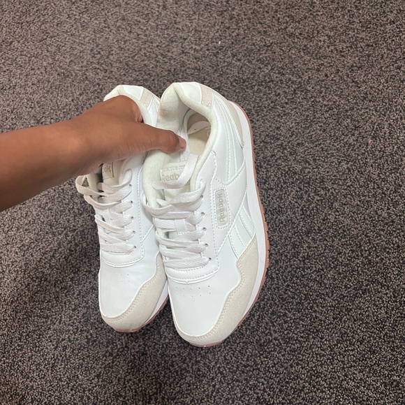 Reeboks - Picture 4 of 5